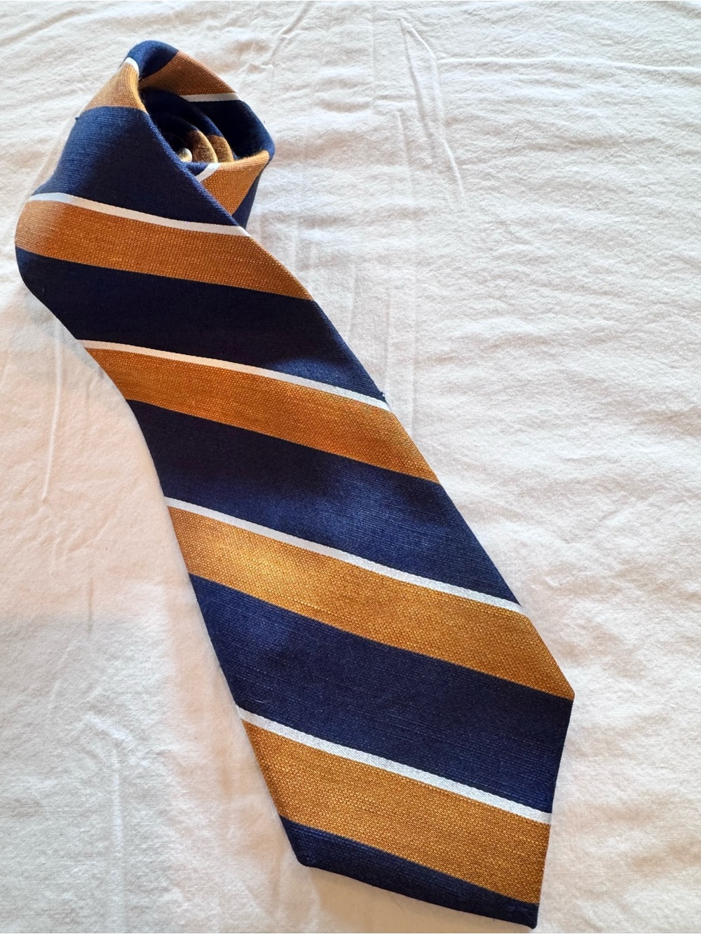 The Tie Bar Navy and Gold Diagonal Stripe Tie 3.5x60